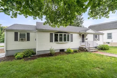 107 Thesda St, Arlington, MA 02474