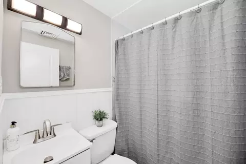 16 Crest Ave, Dedham, MA 02026 photo 9