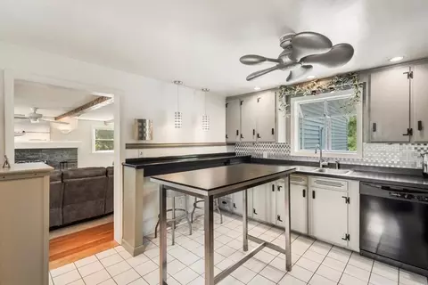 480 Britton St, Raynham, MA 02767 photo 13