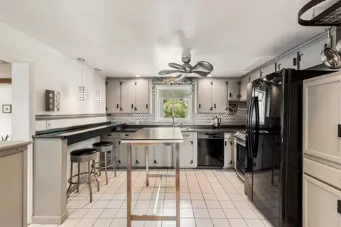 480 Britton St, Raynham, MA 02767 photo 18