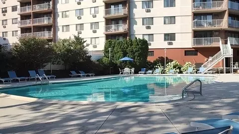 151 Coolidge Ave #313, Watertown, MA 02472