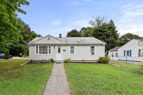 66 Olean St, Worcester, MA 01602 photo 2
