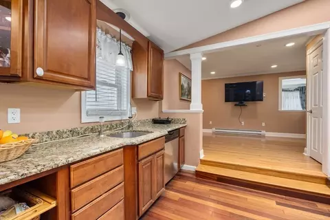 66 Olean St, Worcester, MA 01602 photo 8