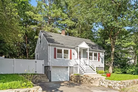 256 Walnut St, Saugus, MA 01906 photo 2