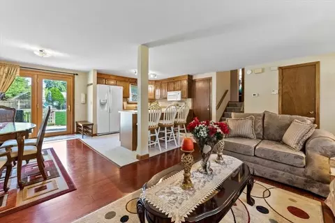 239 Ellendale Cir, Springfield, MA 01128 photo 15