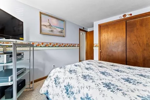 239 Ellendale Cir, Springfield, MA 01128 photo 23