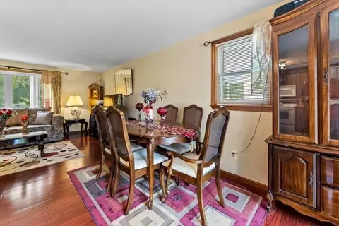 239 Ellendale Cir, Springfield, MA 01128 photo 13