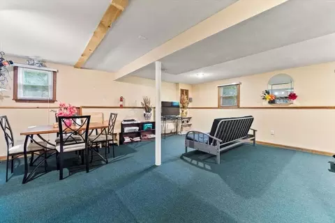 239 Ellendale Cir, Springfield, MA 01128 photo 31