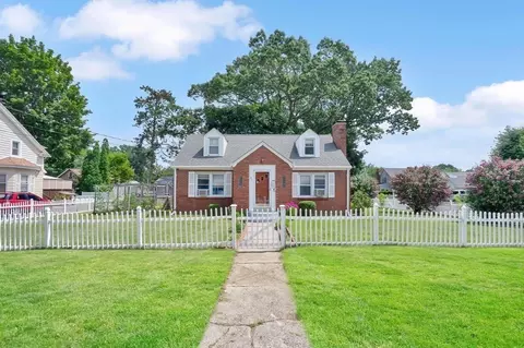 80 Prince Ave, West Springfield, MA 01089