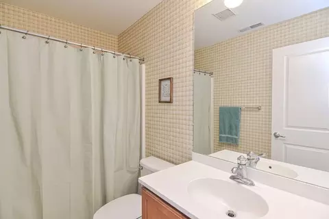 1 Howarth Dr, Upton, MA 01568 photo 36