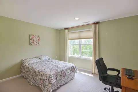 1 Howarth Dr, Upton, MA 01568 photo 34