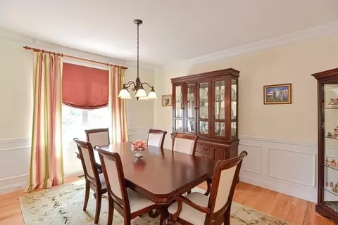 1 Howarth Dr, Upton, MA 01568 photo 9