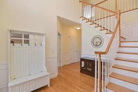 1 Howarth Dr, Upton, MA 01568 photo 6