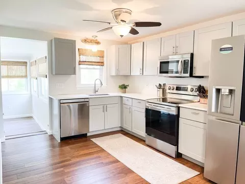 15 Pleasant St, Wareham, MA 02571 photo 11