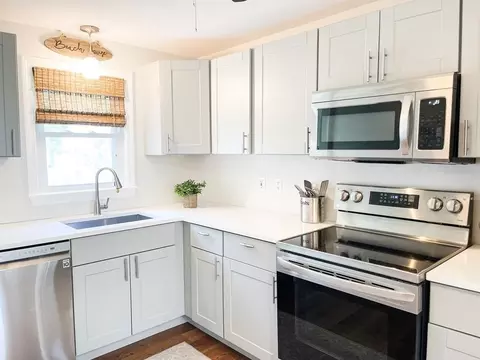 15 Pleasant St, Wareham, MA 02571 photo 12