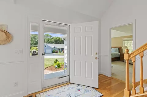 140 Forest Hills Rd, Barnstable, MA 02635 photo 2