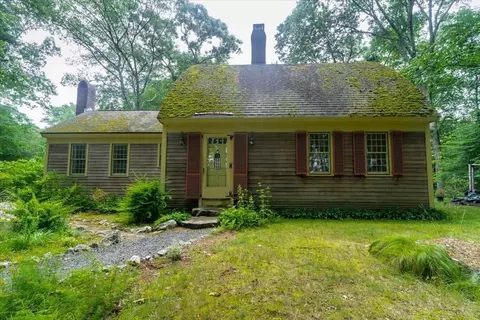 145 Cross St, Ashland, MA 01721