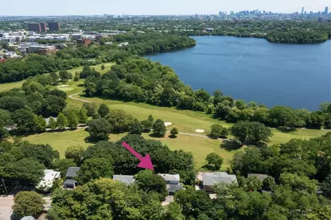 9 Blanchard Rd, Cambridge, MA 02138