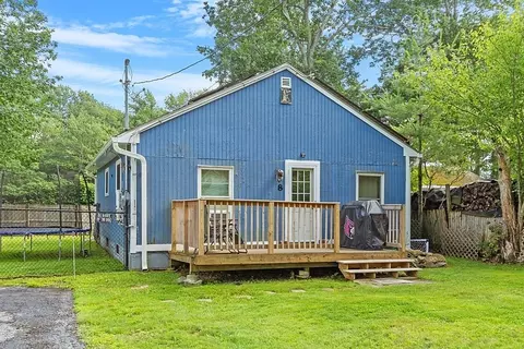 8 Athens Ave, Rutland, MA 01543