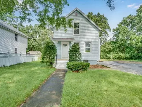 80 Brickett St, Springfield, MA 01119 photo 1