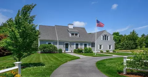 80 Old Kings Rd, Barnstable, MA 02635