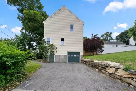 2 Edgeworth St, Worcester, MA 01605 photo 1