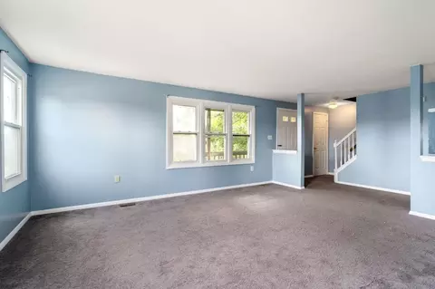 2 Edgeworth St, Worcester, MA 01605 photo 8