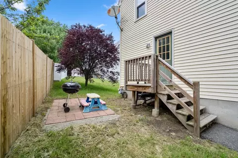 2 Edgeworth St, Worcester, MA 01605 photo 24