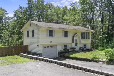 79 Day St, Leominster, MA 01453