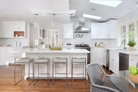 11 Laurel Rd, Brookline, MA 02467 photo 5