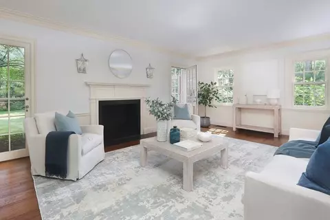 11 Laurel Rd, Brookline, MA 02467 photo 4