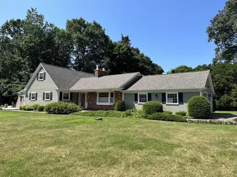 117 West St, Paxton, MA 01612