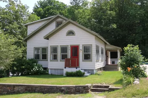 10 Oak St, Jaffrey, NH 03452