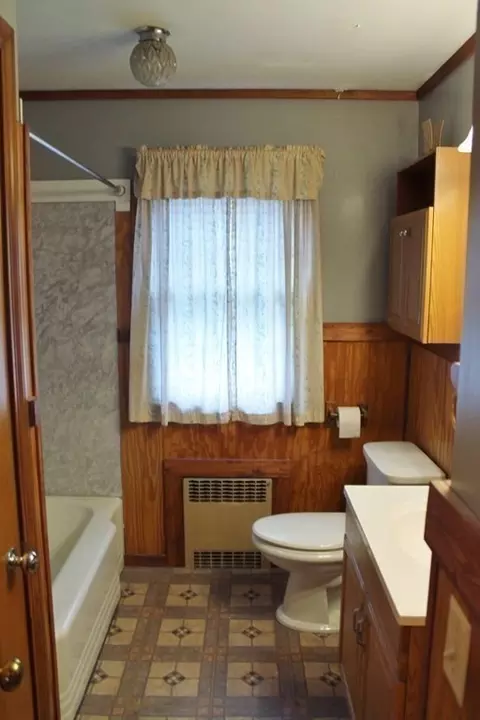 39 Sampson St, Chicopee, MA 01020 photo 14