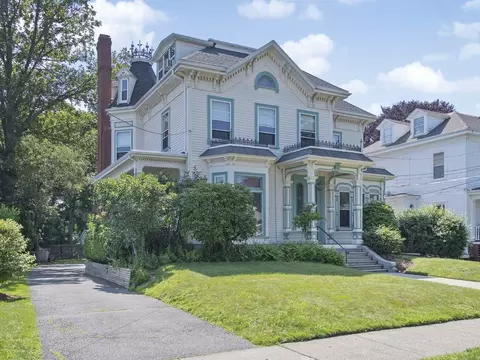 55 Atlantic St, Lynn, MA 01902