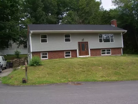 129 Leo Dr, Gardner, MA 01440