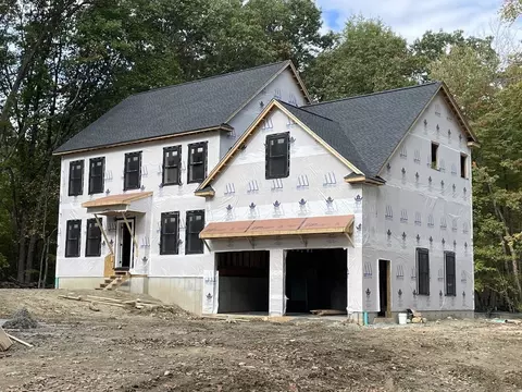410 Elmwood Ave, Holden, MA 01520