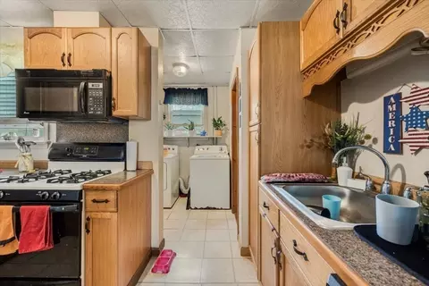 499 Tecumseh St, Fall River, MA 02721 photo 7