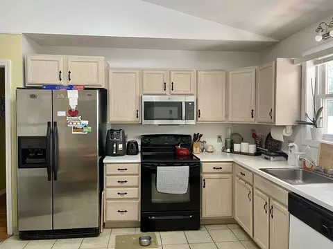 84 Outer Dr #N20, Chicopee, MA 01022 photo 7