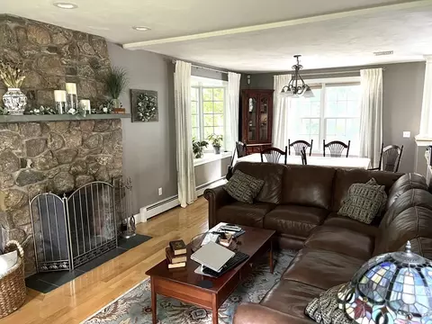 19 Juniper Rd, Worcester, MA 01602 photo 10