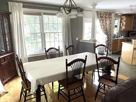 19 Juniper Rd, Worcester, MA 01602 photo 8