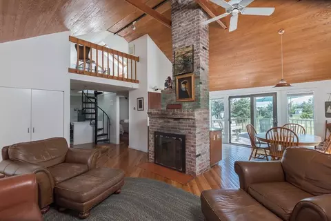 20 Newell St, Scituate, MA 02066