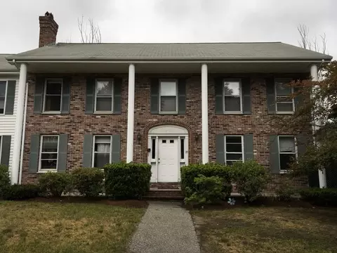 21 Bennett Cir, Billerica, MA 01821