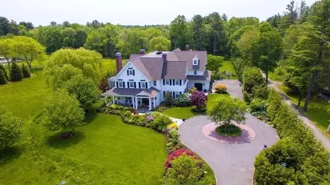 52 Farm St, Dover, MA 02030