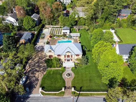 7 Evergreen Ave, Weston, MA 02493
