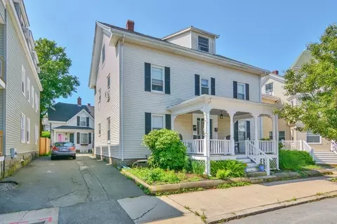 40 Bow St #1, Beverly, MA 01915