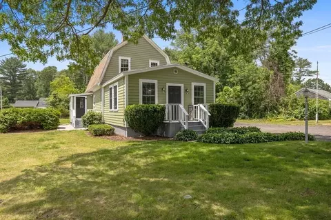143 County Rd, Freetown, MA 02717