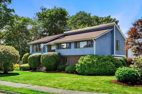 7 Oakridge Dr, Saugus, MA 01906 photo 2