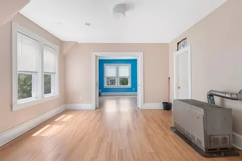 995 Social St, Woonsocket, RI 02895 photo 29