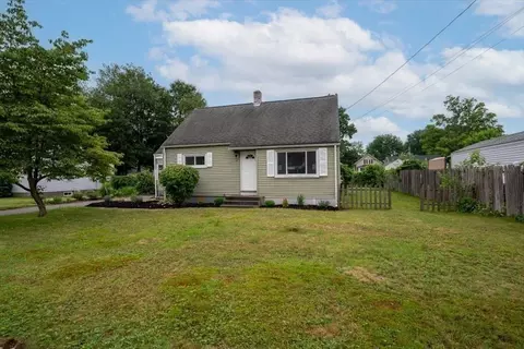 80 Steuben St, Springfield, MA 01151 photo 4